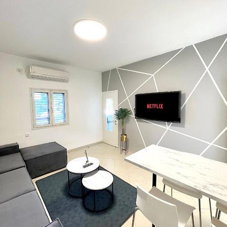Rambam Beach Apartment 海法 外观 照片