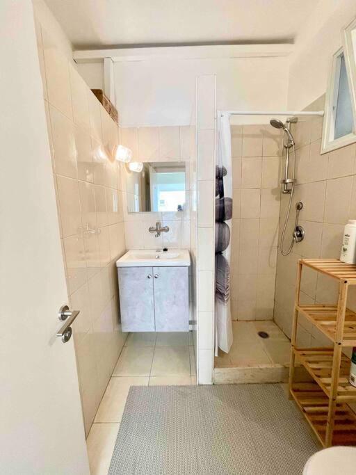 Rambam Beach Apartment 海法 外观 照片