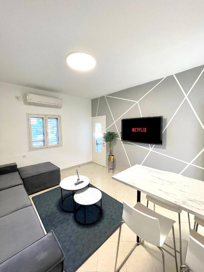 Rambam Beach Apartment 海法 外观 照片